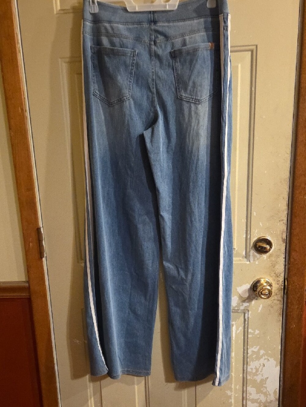 HALARA XL TALL Women’s Light Blue Wide Leg Jeans with Side Stripe - Picture 3 of 5